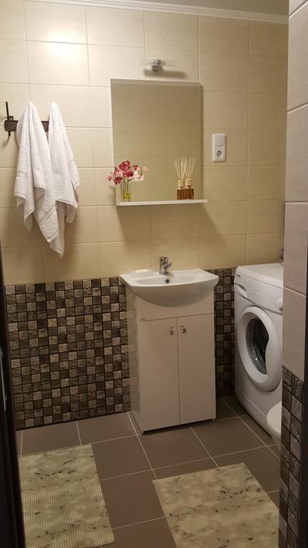 L.E.C. Travel Apartments Ventspils Ngoại thất bức ảnh